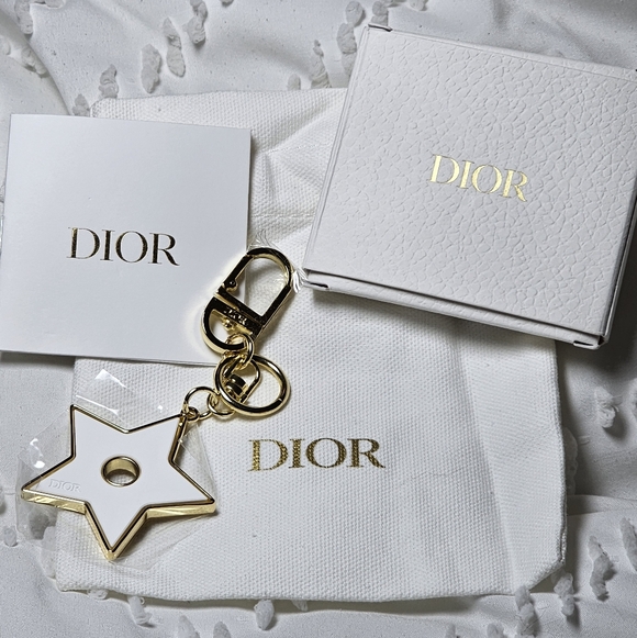Dior Keychain Bag Charm  Diffuser With Gold and White Star Charm Aroma Stone NIB - Picture 2 of 7